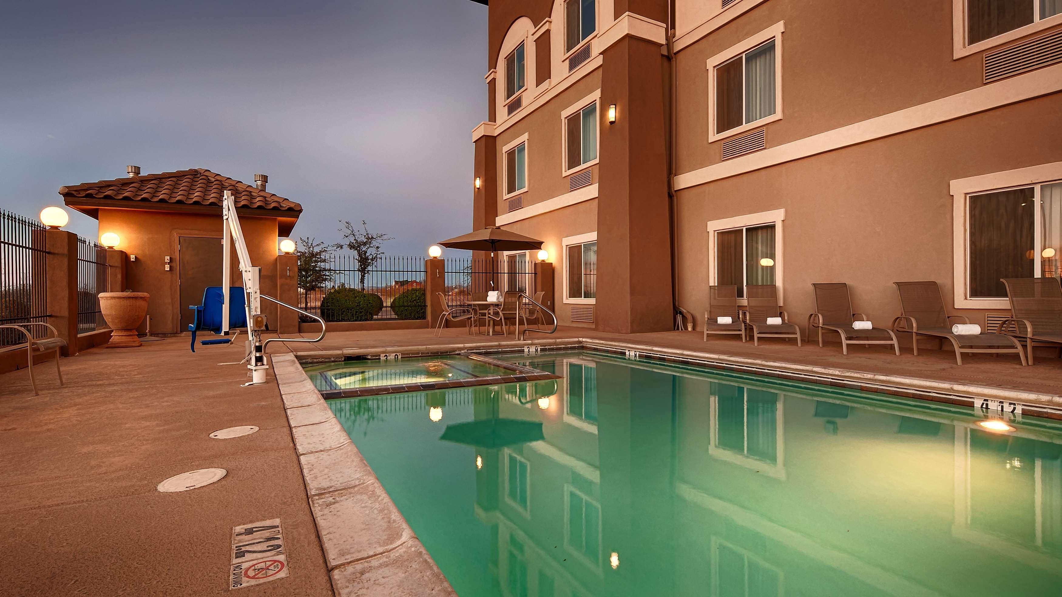 Best Western Douglas Inn & Suites Eksteriør bilde