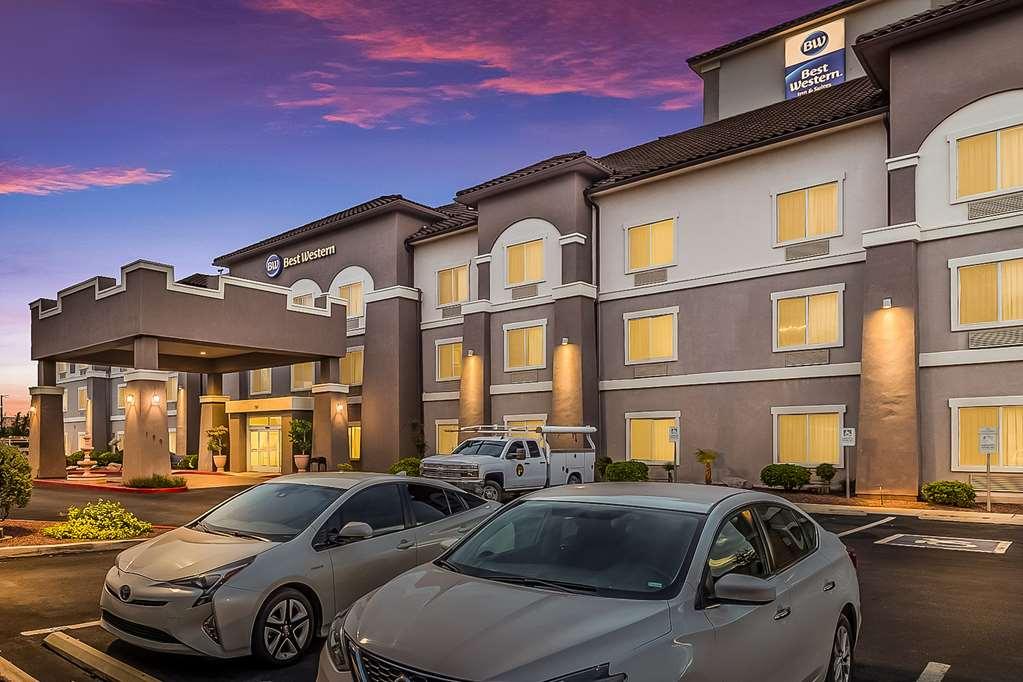 Best Western Douglas Inn & Suites Eksteriør bilde