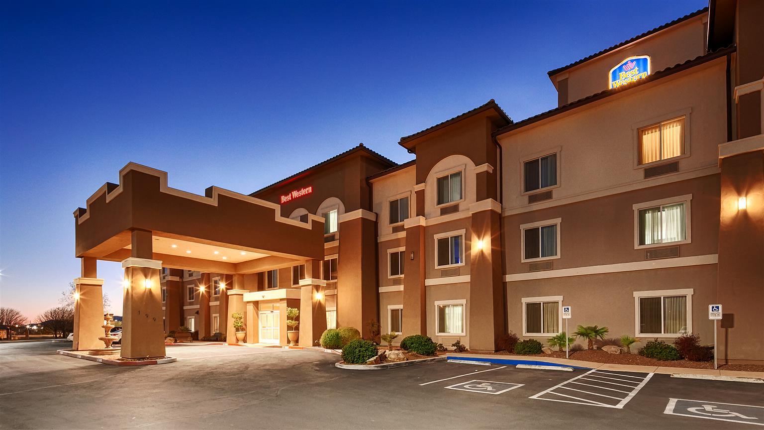 Best Western Douglas Inn & Suites Eksteriør bilde
