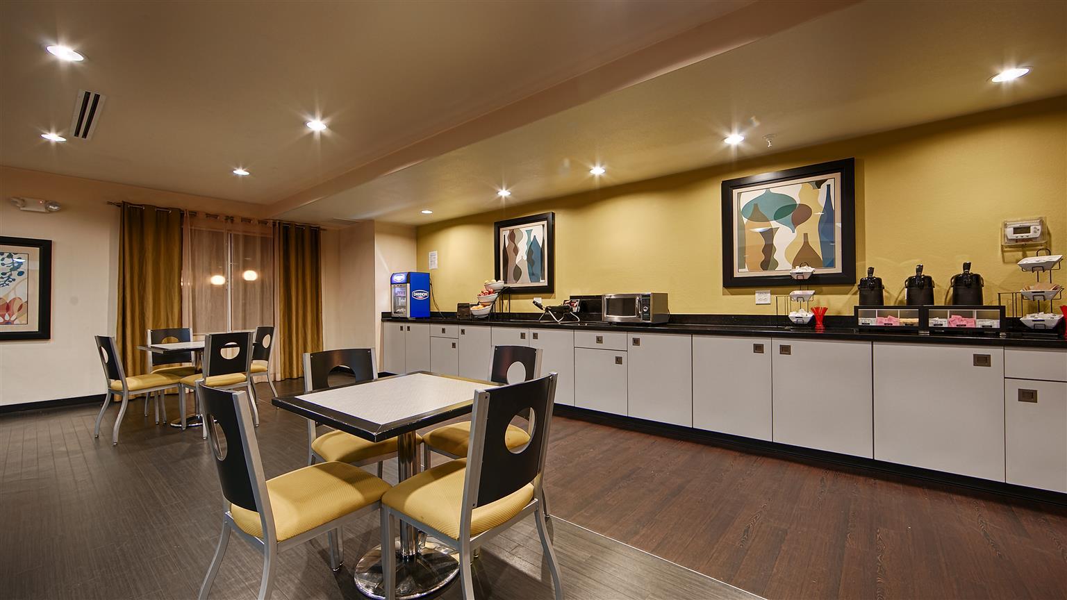 Best Western Douglas Inn & Suites Eksteriør bilde